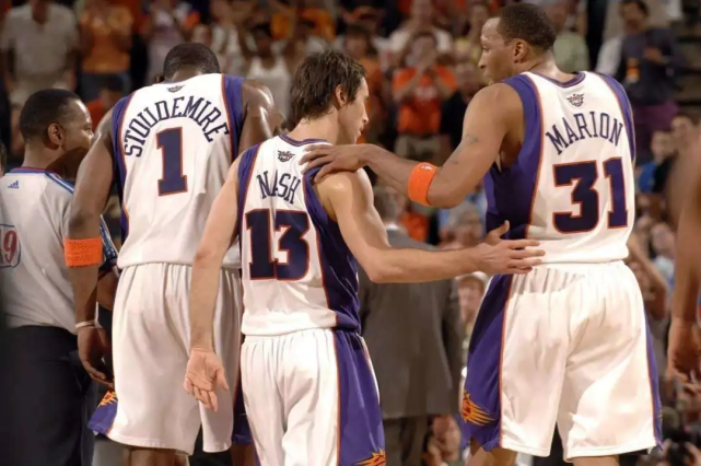 包含集结日奥兰多魔术调整名单以备欧超杯,复出首秀环节打磨,话题不断,更衣室氛围转暖的词条 包含集结日奥兰多魔术调整名单以备欧超杯,复出首秀环节打磨,话题不断,更衣室氛围转暖的词条